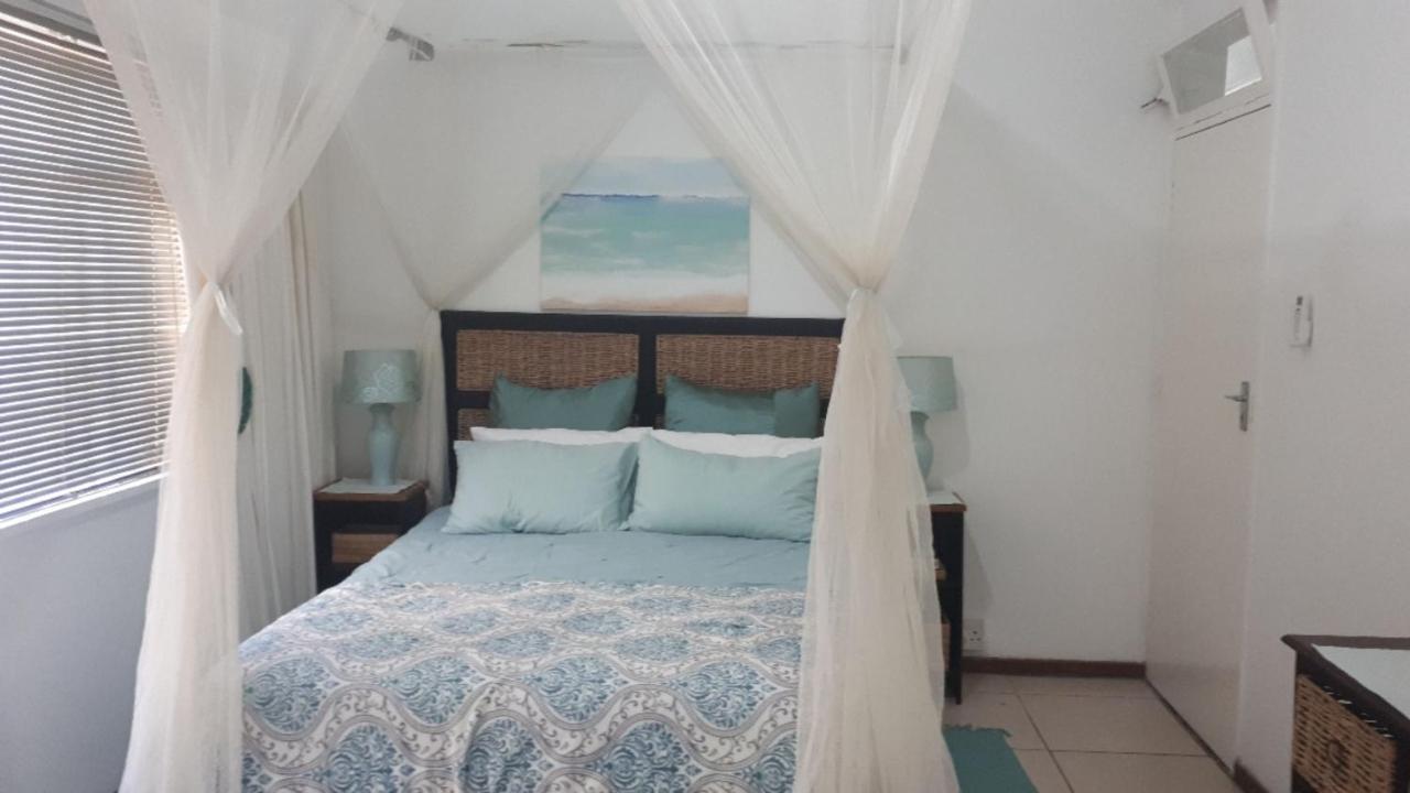 Umtamvuna View Cabanas Port Edward Εξωτερικό φωτογραφία